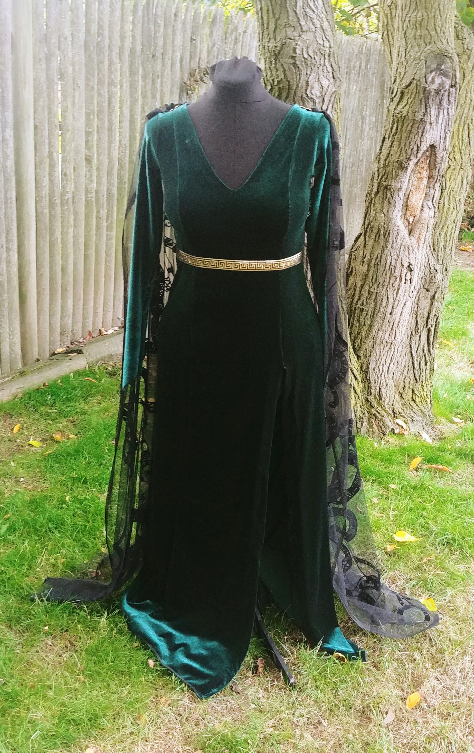 Green Velvet Goddess Medusa Sexy Snake Costume Dress with Slit Eclipse Costumes Green Velvet Goddess Medusa Sexy Snake Costume Dress with Slit Eclipse Costumes